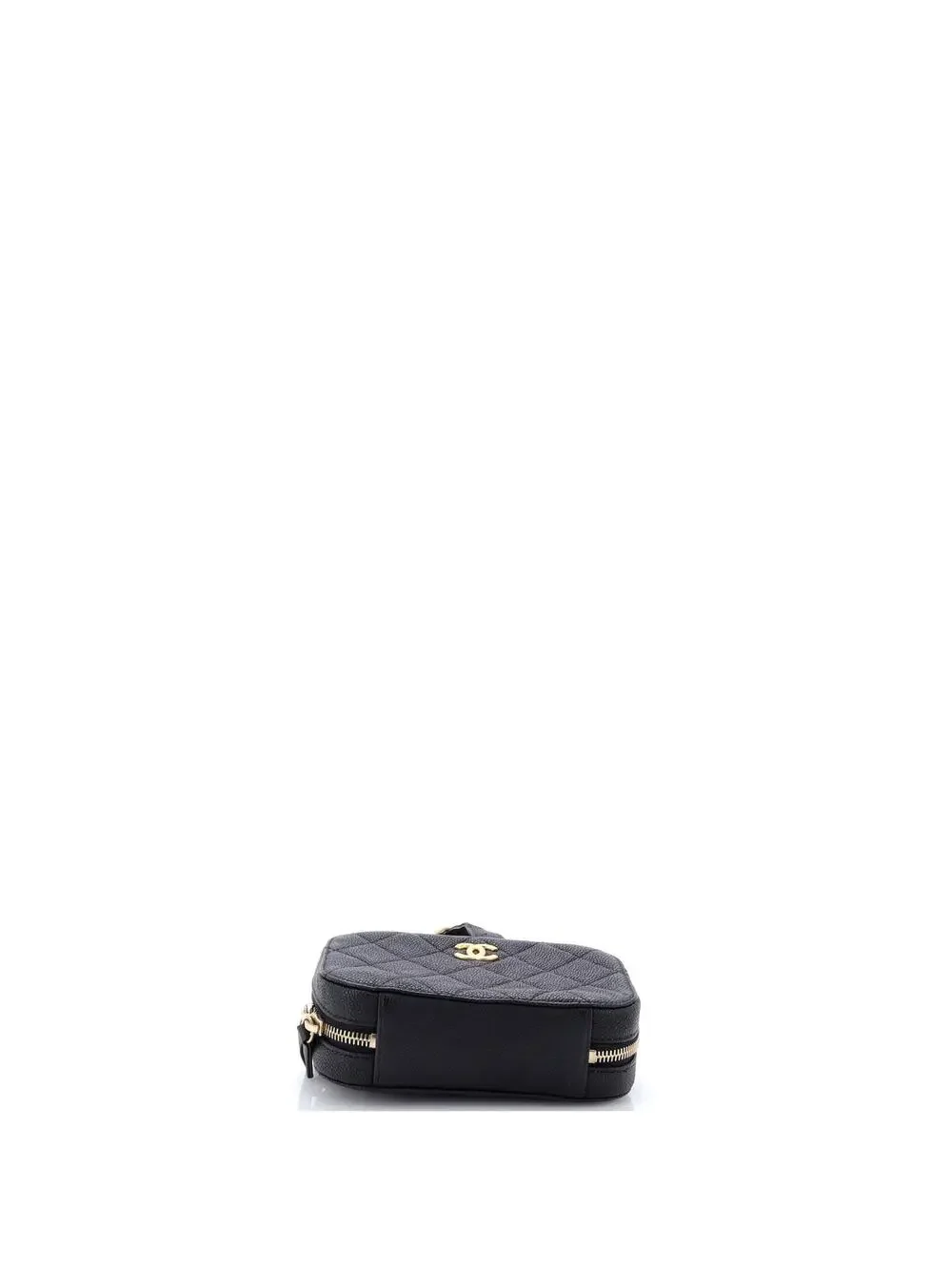 CHANEL elevate your